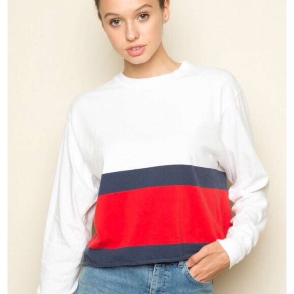 Brandy Melville acacia top - Picture 5 of 5